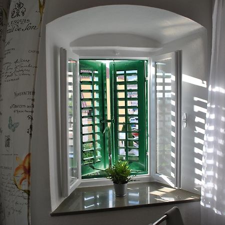 Apartment On The Square มาคาร์สกา ภายนอก รูปภาพ