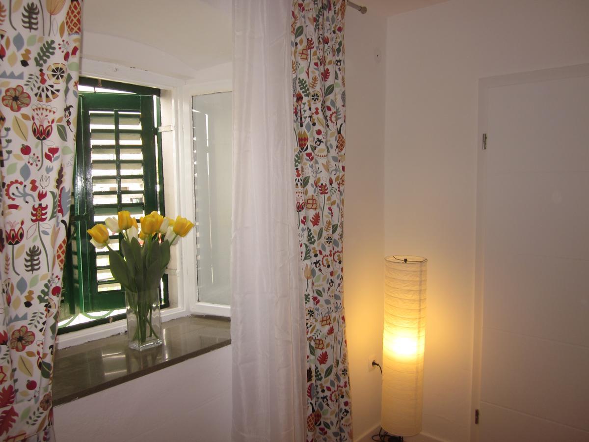 Apartment On The Square มาคาร์สกา ภายนอก รูปภาพ