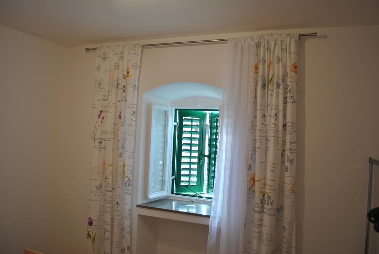 Apartment On The Square มาคาร์สกา ภายนอก รูปภาพ