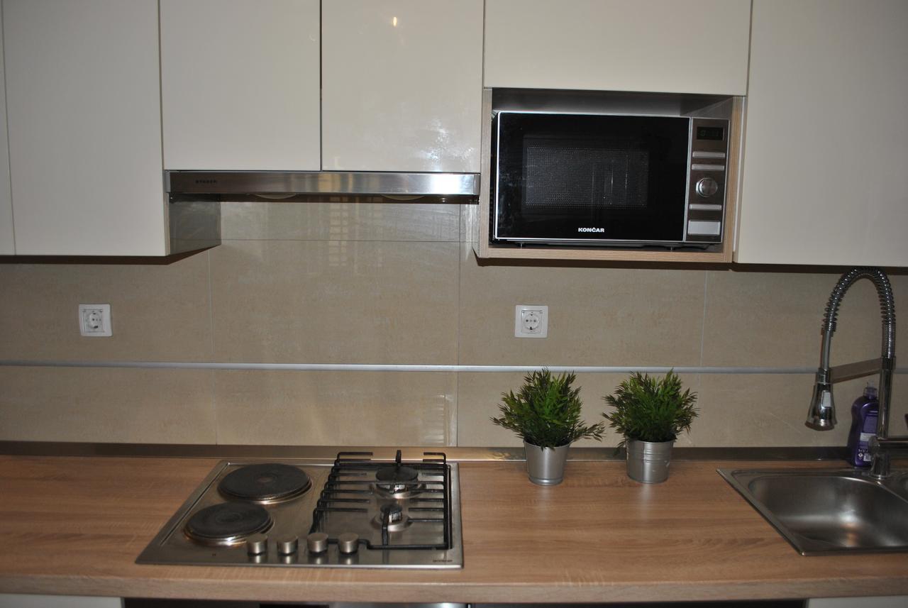 Apartment On The Square มาคาร์สกา ภายนอก รูปภาพ