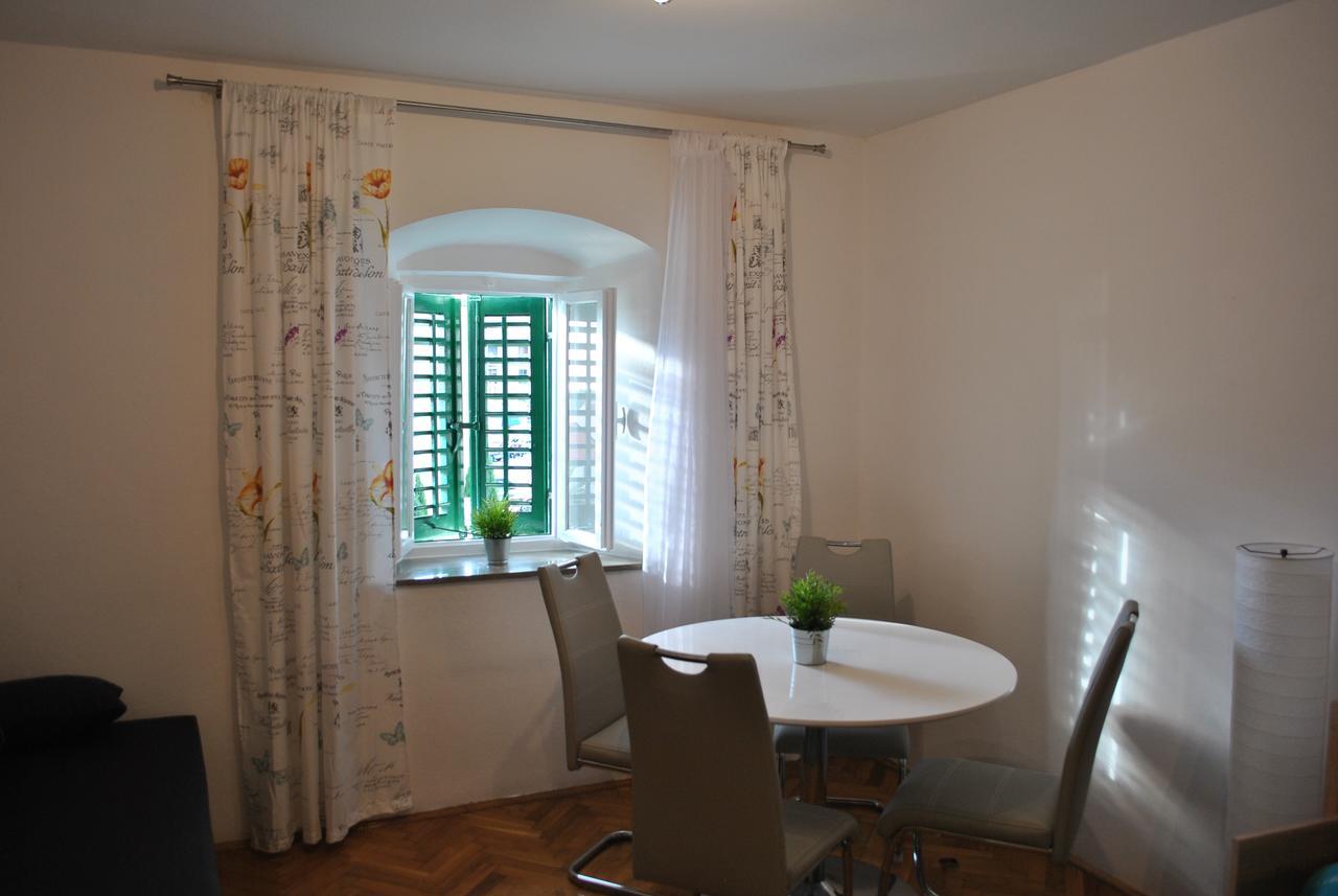 Apartment On The Square มาคาร์สกา ภายนอก รูปภาพ