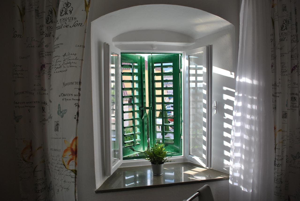 Apartment On The Square มาคาร์สกา ภายนอก รูปภาพ