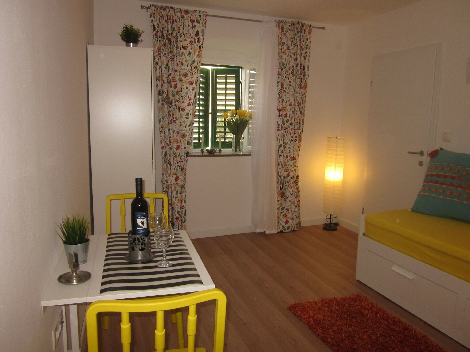 Apartment On The Square มาคาร์สกา ภายนอก รูปภาพ